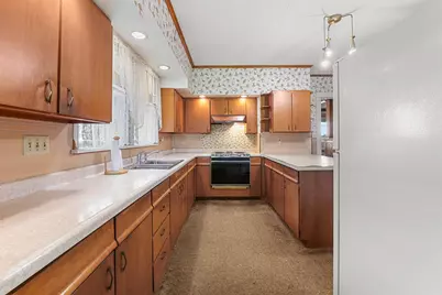 222 Henry Street, Beaver Dam, WI 53916 - Photo 11