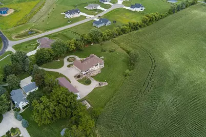 3027 Castleton Crossing, Sun Prairie, WI 53590 - Photo 9