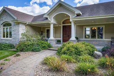 3027 Castleton Crossing, Sun Prairie, WI 53590 - Photo 11