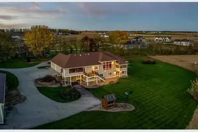 3027 Castleton Crossing, Sun Prairie, WI 53590 - Photo 7