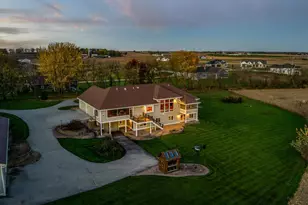 3027 Castleton Crossing, Sun Prairie, WI 53590 - Photo 7