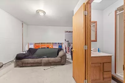 107 Kimball Avenue, Elroy, WI 53929 - Photo 35