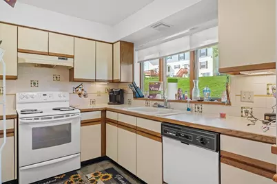 107 Kimball Avenue, Elroy, WI 53929 - Photo 17