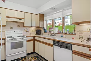 107 Kimball Ave, Elroy, WI 53929 - Photo 17