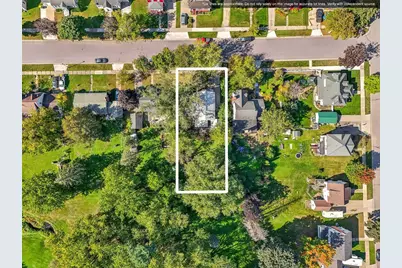 325 Warren Avenue, Reedsburg, WI 53959 - Photo 3