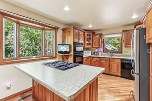 325 Warren Ave, Reedsburg, WI 53959 - Photo 25