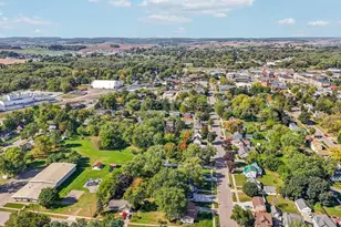 325 Warren Ave, Reedsburg, WI 53959 - Photo 71