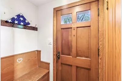 325 Warren Avenue, Reedsburg, WI 53959 - Photo 5