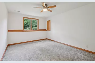 1233 W Sherman Avenue, Fort Atkinson, WI 53538 - Photo 23