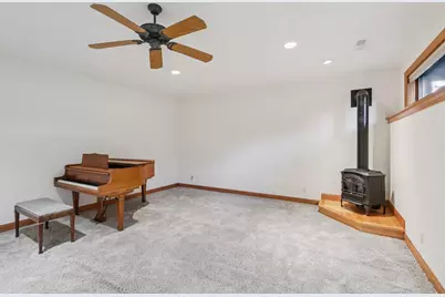 1233 W Sherman Avenue, Fort Atkinson, WI 53538 - Photo 29