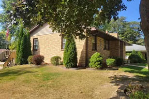 609 Mulberry Dr, Cassville,  53806 - Photo 5