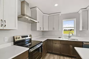 N6220 Blarney Stone Dr, Albany, WI 53520 - Photo 7