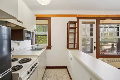 121 S Hamilton Street #202, Madison, WI 53703 - Photo 15