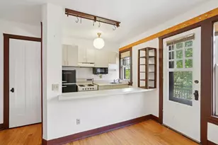 121 S Hamilton St, Madison, WI 53703 - Photo 17