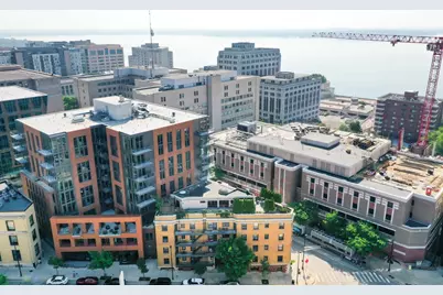 121 S Hamilton Street #202, Madison, WI 53703 - Photo 3