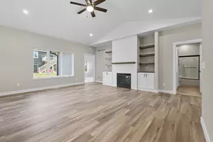 806 Saddle Ridge, Portage, WI 53901 - Photo 9