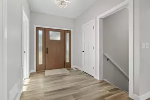 806 Saddle Ridge, Portage, WI 53901 - Photo 5