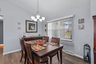 303 Honeycrisp Dr, Beaver Dam, WI 53916 - Photo 11