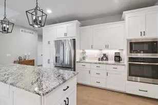 6708 Yahara Springs Ct, DeForest, WI 53532 - Photo 17