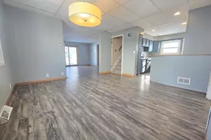 226 S High St, Markesan, WI 53946 - Photo 9