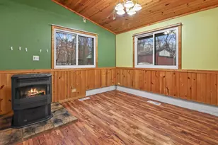 W2069 Elk Ct, Montello, WI 53949 - Photo 9