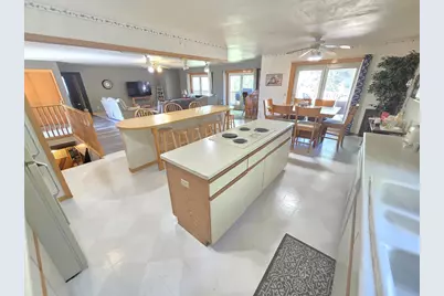 W2102 State Road 44, Markesan, WI 53946 - Photo 5