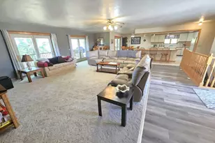 W2102 State Road 44, Markesan, WI 53946 - Photo 11