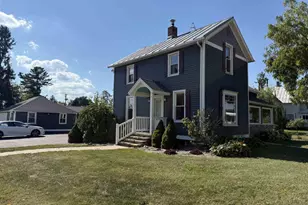 203 Linn St, Baraboo, WI 53913 - Photo 5