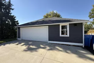 203 Linn St, Baraboo, WI 53913 - Photo 19