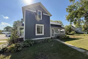 203 Linn St, Baraboo, WI 53913 - Photo 7