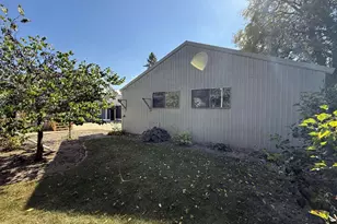 203 Linn St, Baraboo, WI 53913 - Photo 13