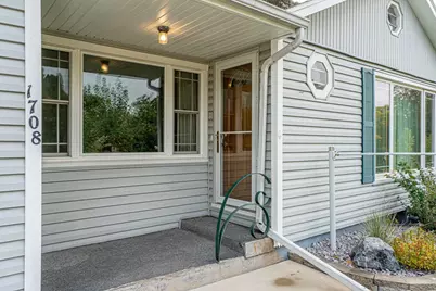 1708 Country Lane, Monroe, WI 53566 - Photo 3