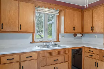 1708 Country Lane, Monroe, WI 53566 - Photo 17