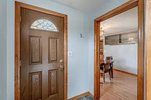 1708 Country Ln, Monroe, WI 53566 - Photo 5