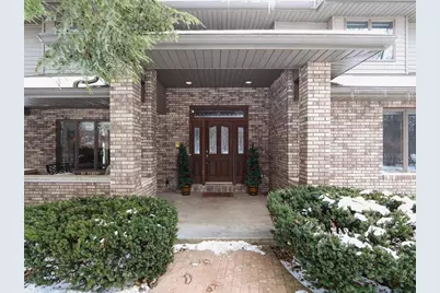 4230 N Juniper Drive, Janesville, WI 53545 - Photo 3