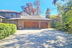 4230 N Juniper Dr, Janesville, WI 53545 - Photo 5