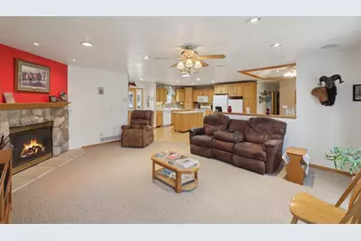 161 E Pine Street, Lake Mills, WI 53551 - Photo 11