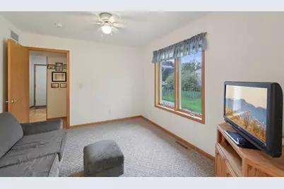 161 E Pine Street, Lake Mills, WI 53551 - Photo 31