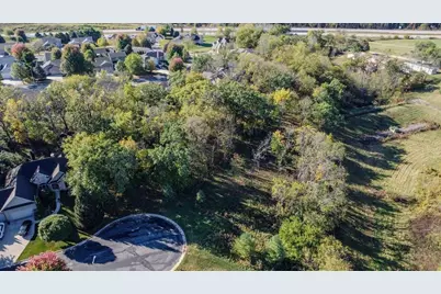 121 Autumnwood Circle, Mount Horeb, WI 53572 - Photo 7