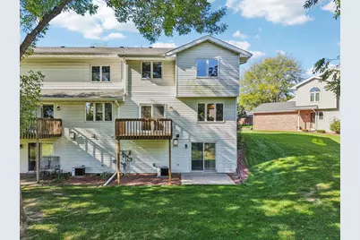 317 Castle Oaks Crossing, Waunakee, WI 53597 - Photo 3