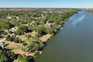 1971 S Shore Dr, Beloit, WI 53511 - Photo 5