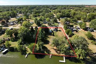 1971 S Shore Dr, Beloit, WI 53511 - Photo 3