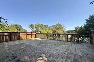 1971 S Shore Dr, Beloit, WI 53511 - Photo 9