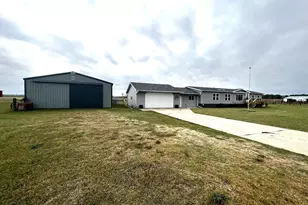 31577 Excelsior Ave, Tomah, WI 54660 - Photo 5