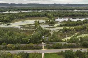 S5237 St Hwy 35, Genoa, WI 54632 - Photo 5