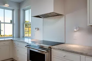 4029 Serenbe St, Middleton, WI 53562 - Photo 7