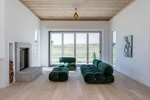 4043 Serenbe St, Middleton, WI 53562 - Photo 7