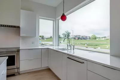 4043 Serenbe Street, Middleton, WI 53562 - Photo 13