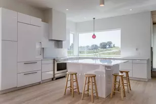 4043 Serenbe St, Middleton, WI 53562 - Photo 3