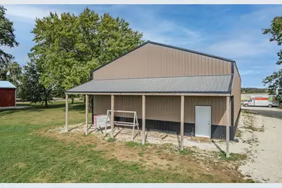 6421 W US Highway 14 Road, Janesville, WI 53548 - Photo 33